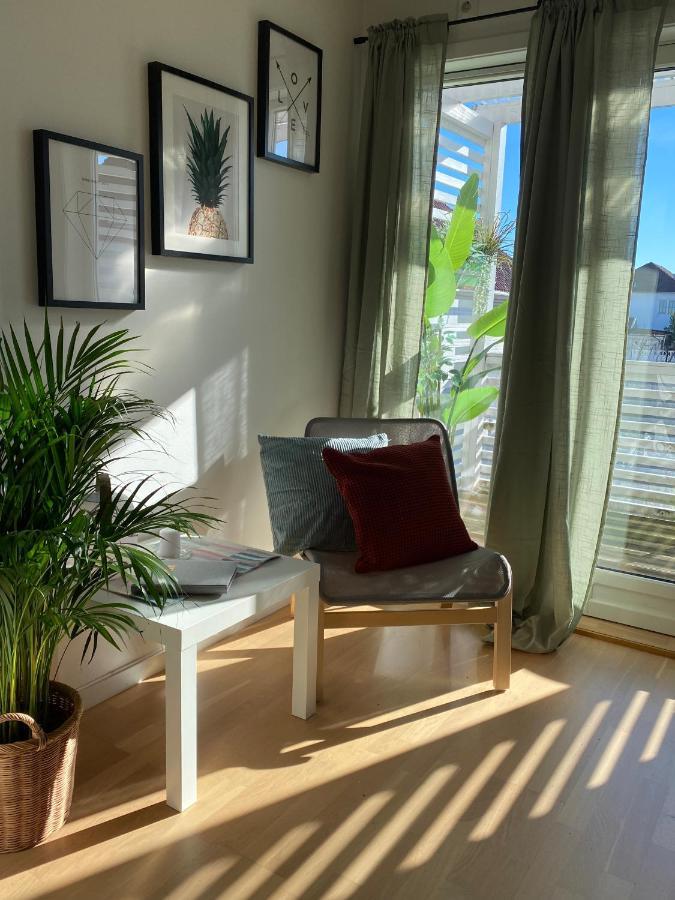 Central Top Floor Apartment Stavanger Exteriör bild