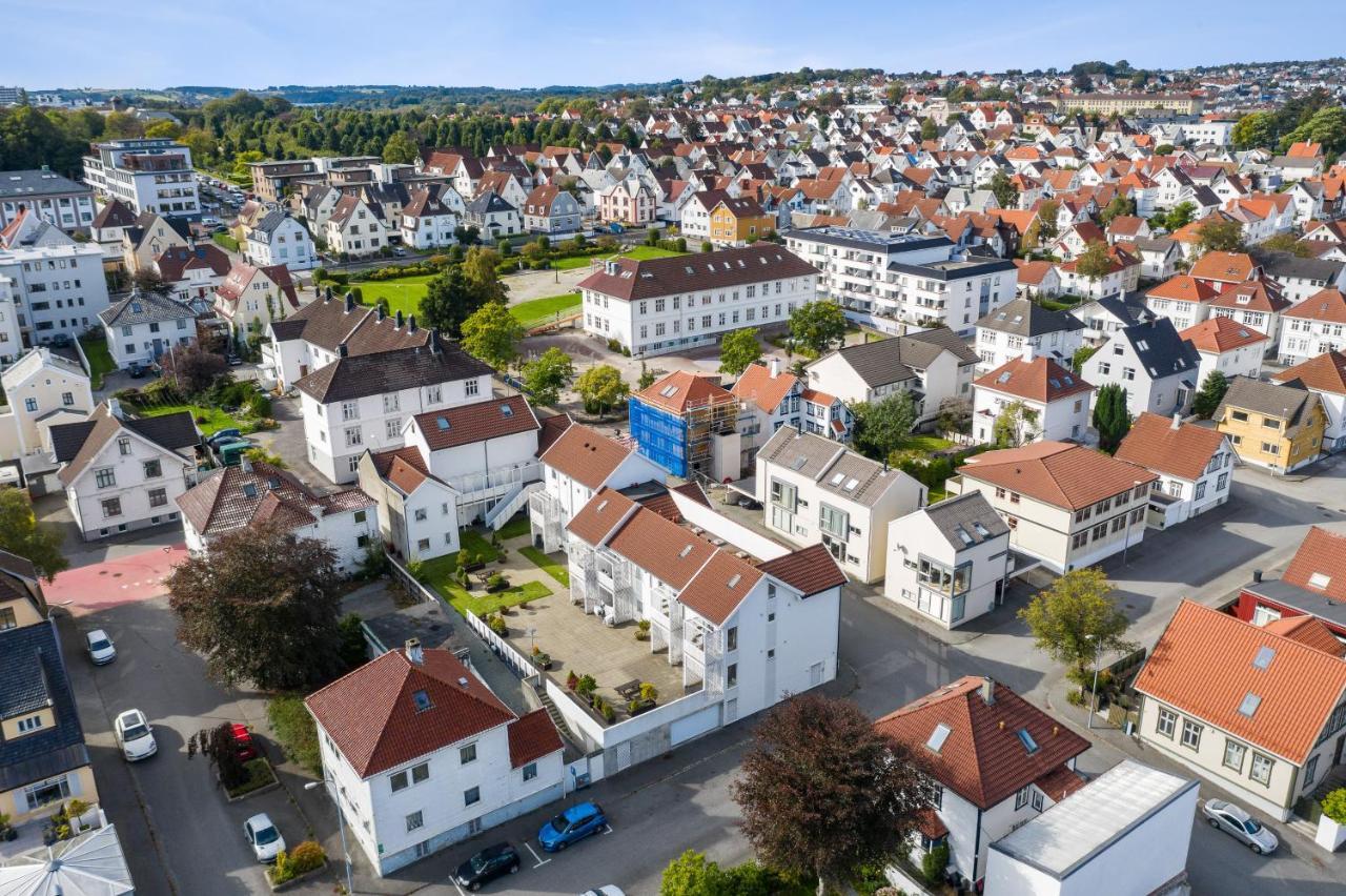 Central Top Floor Apartment Stavanger Exteriör bild